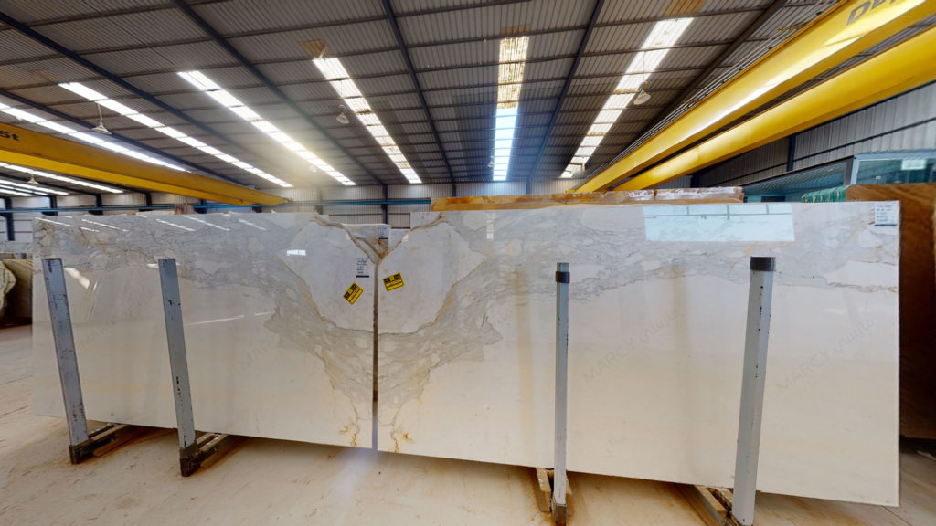 ألواح رخام كلكتا جولد calacatta gold marble slabs